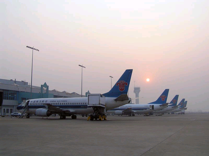 郑州新郑国际机场风景图
